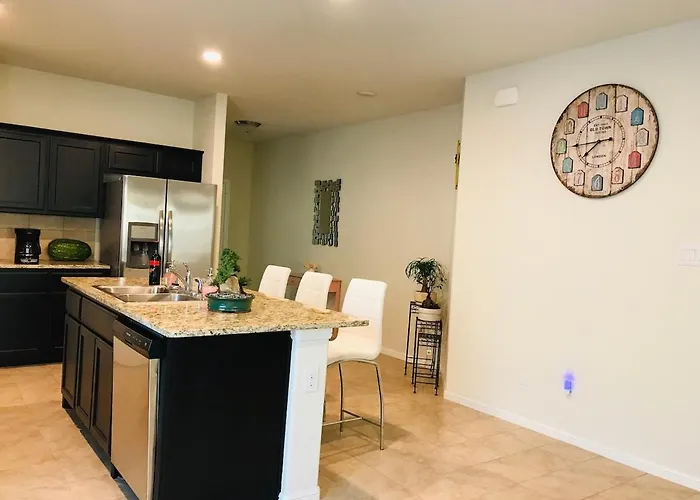 Holiday home 10 Min To World Cup - Modern 4br Near Dfw Fort Worth