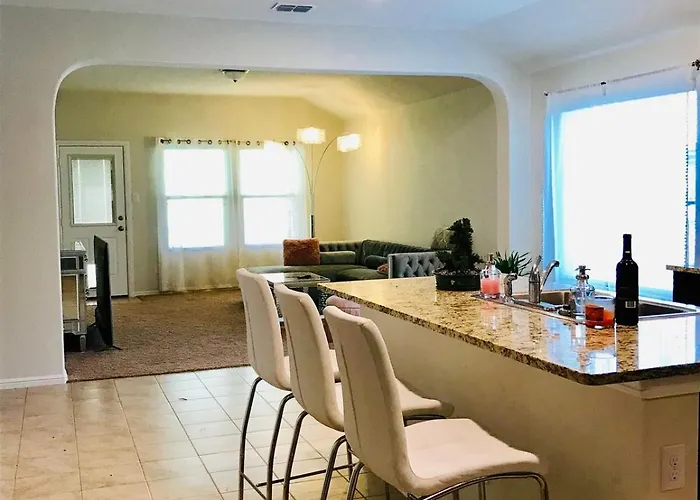 10 Min To World Cup - Modern 4br Near Dfw * Fort Worth