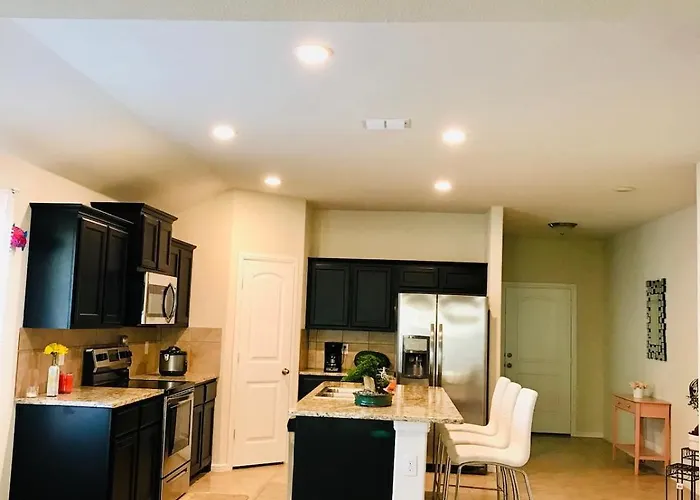 Holiday home 10 Min To World Cup - Modern 4br Near Dfw *