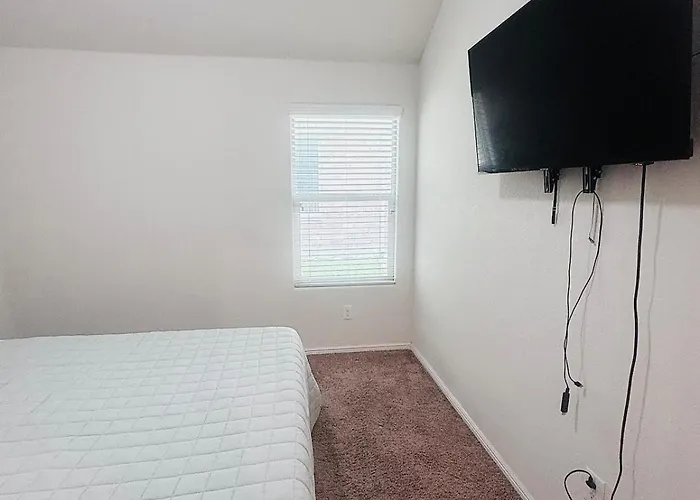 Holiday home 10 Min To World Cup - Modern 4br Near Dfw Fort Worth