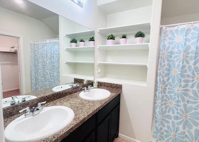 10 Min To World Cup - Modern 4br Near Dfw * Fort Worth