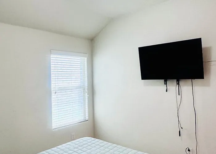 10 Min To World Cup - Modern 4br Near Dfw Holiday home *